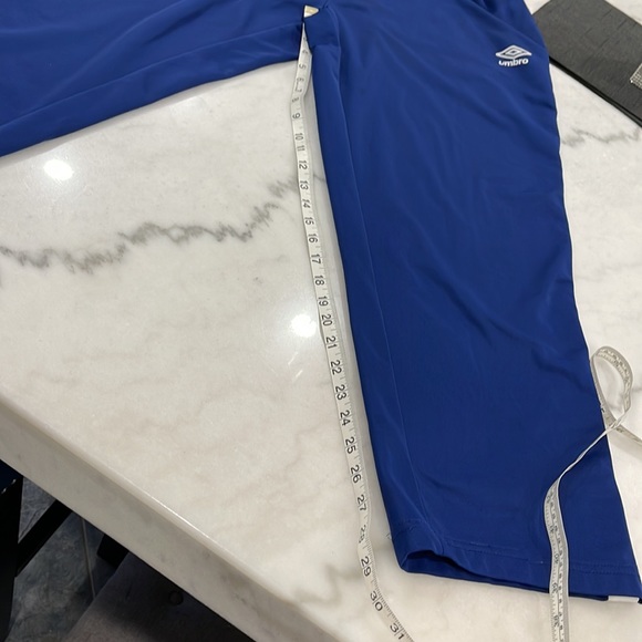 Men’s Pants - Picture 11 of 15